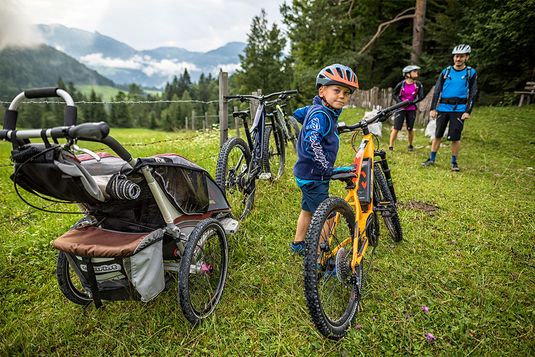 Fahrradfahren mit Kindern © Salzburger Saalachtal Tourismus